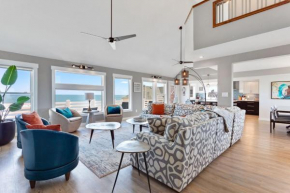 GroovinOceanfront8 BedrmsElevator2 Hot Tubs